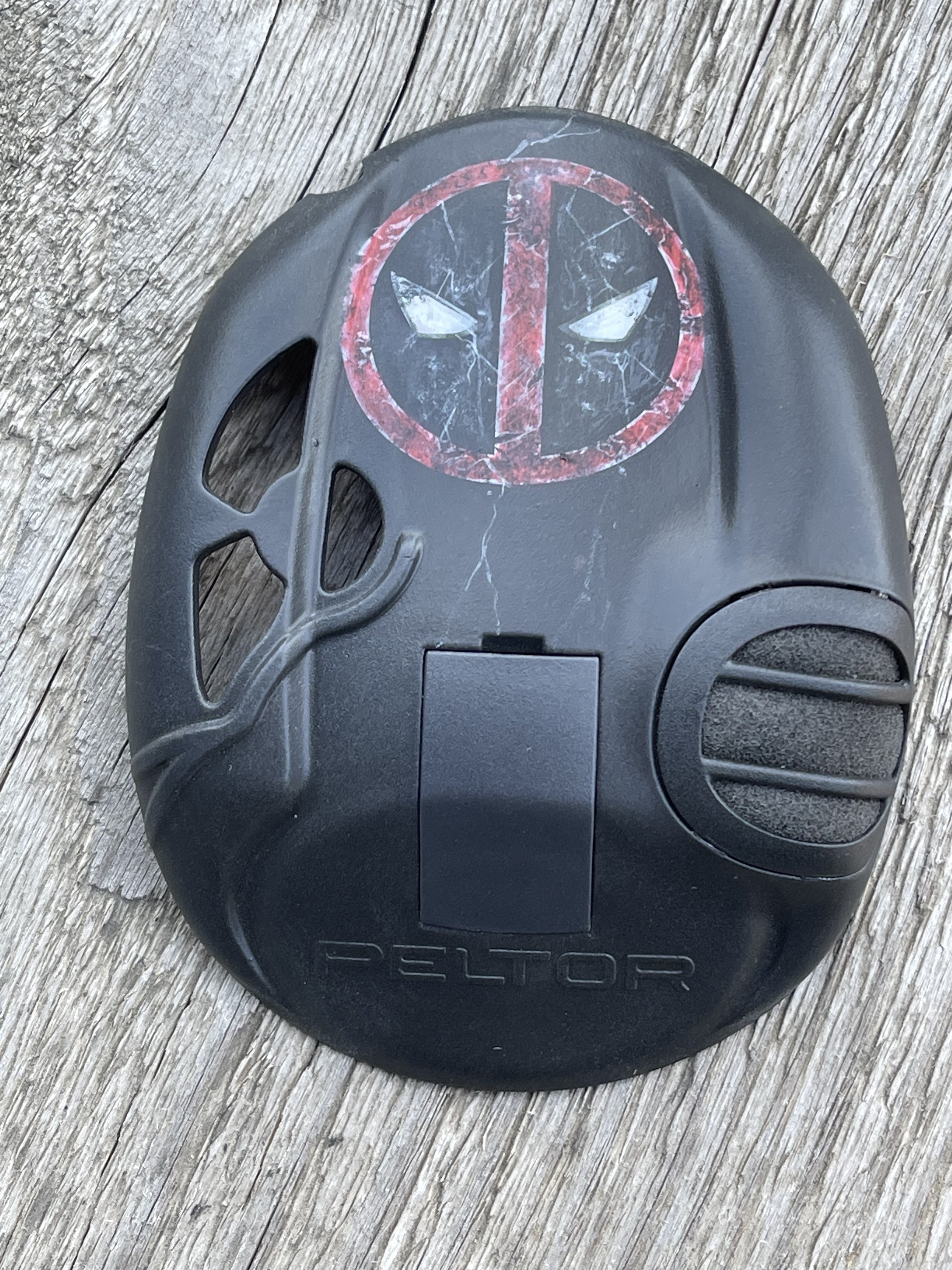 Coques Peltor - Deadpool
