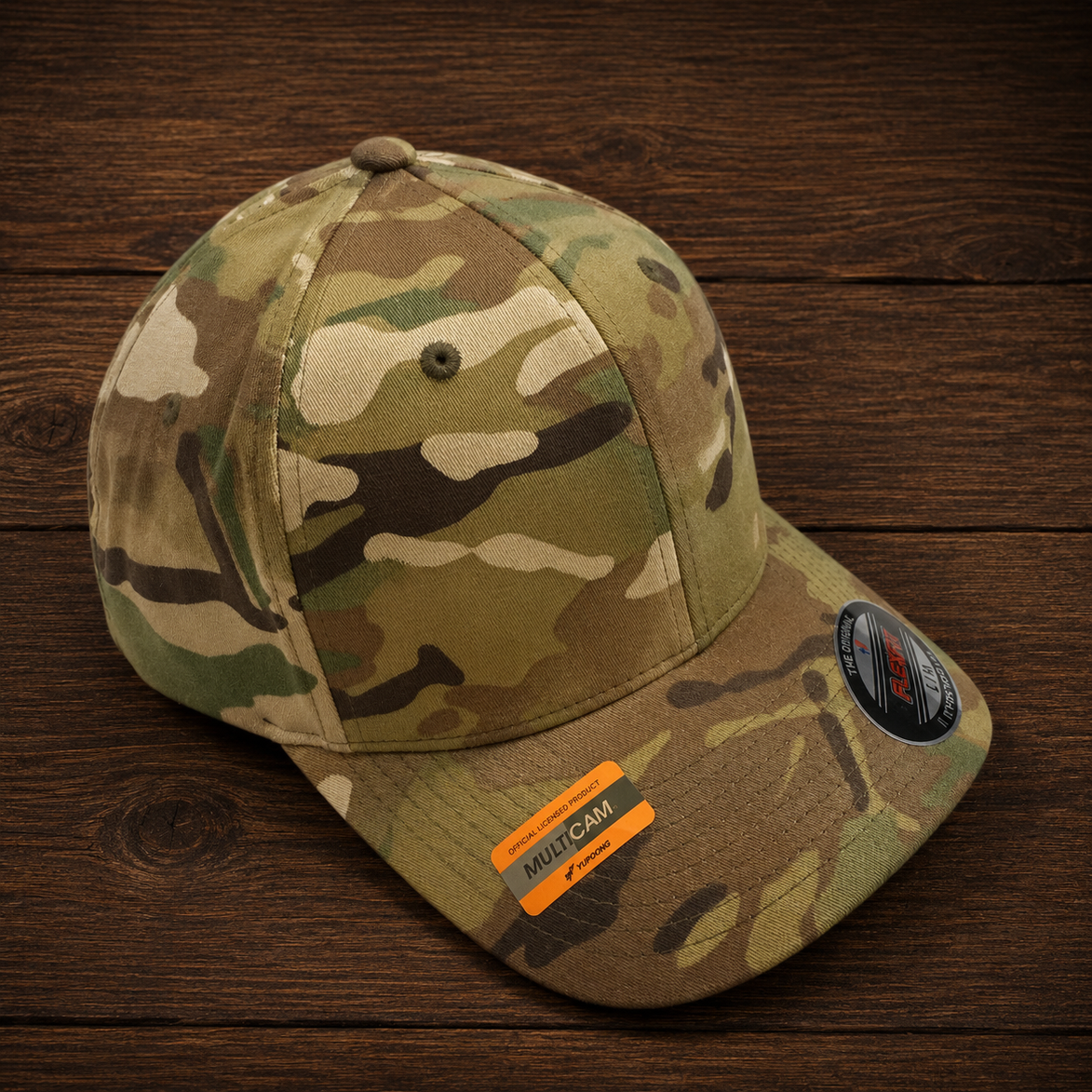 Casquette Flex Personnalisée avec Patch Cuir PU